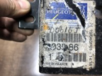 Peugeot 406 Ön Kapı Menteşesi Alt Sol